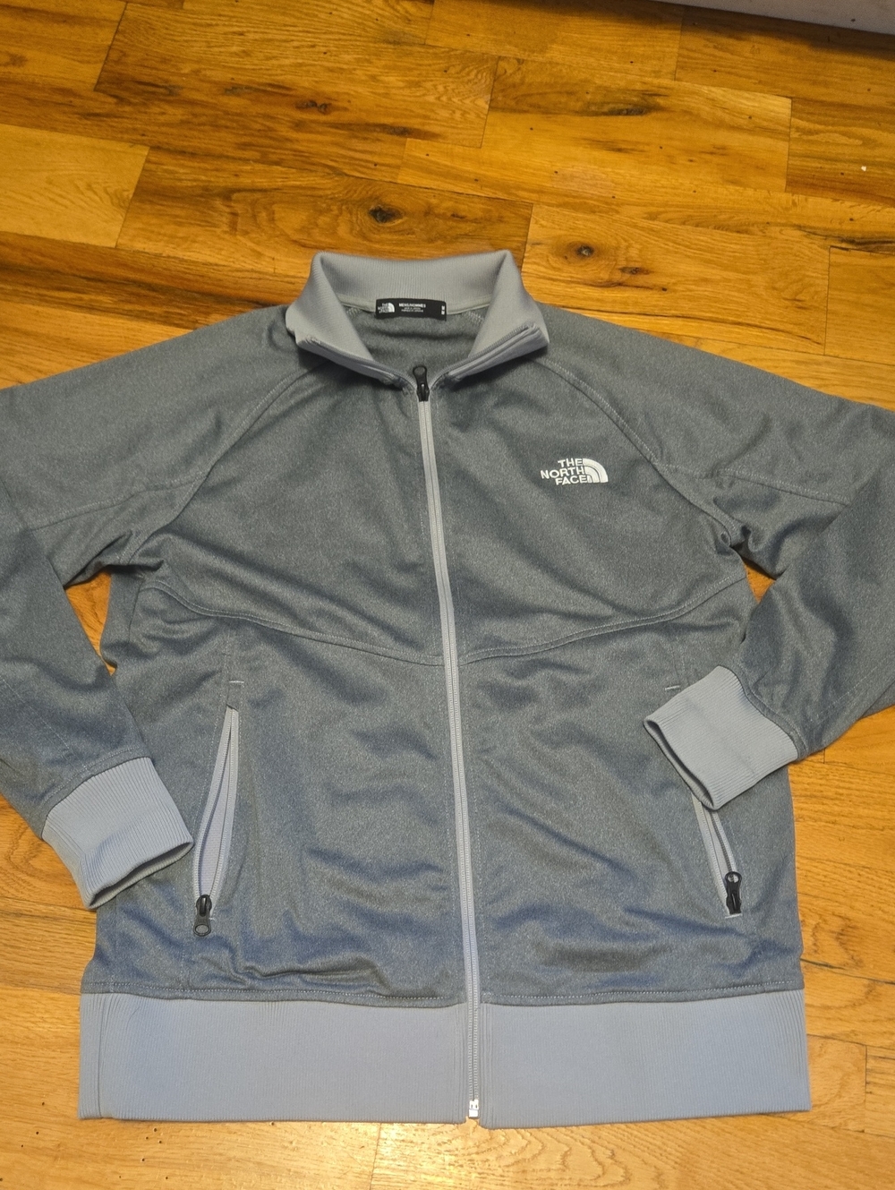 The North Face Men's Light Gray Full-Zip Shirt Jacket